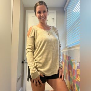 Lucky brand long sleeve open shoulder